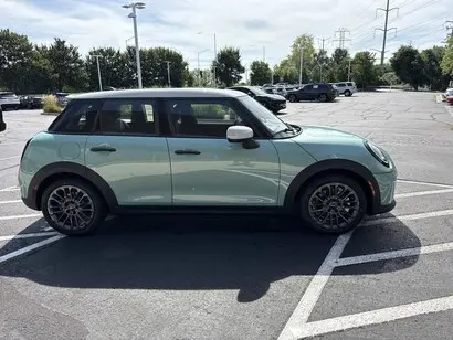 2026 MINI Hardtop Cooper S photo 5