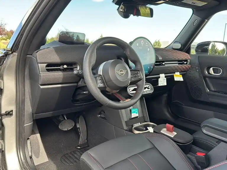2026 MINI Hardtop Cooper S's photo