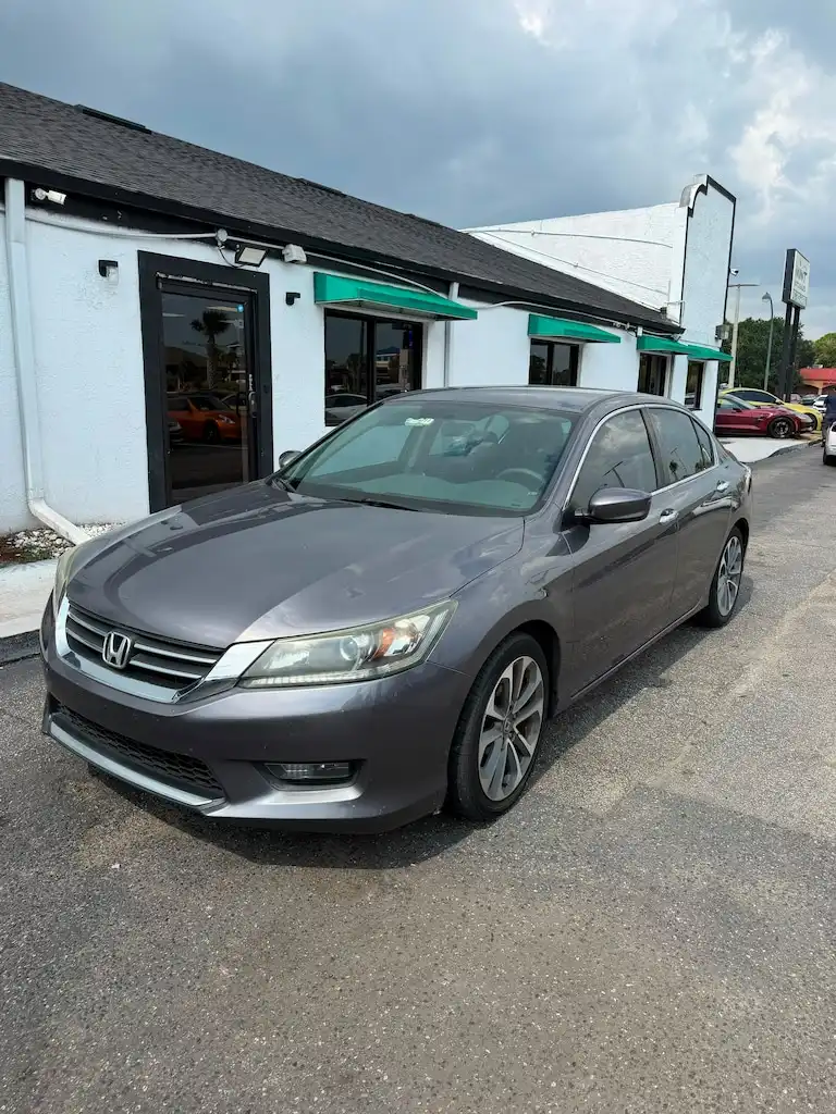 2014 Honda Accord Sport's photo