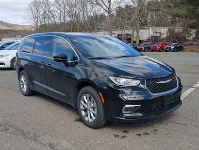 2026 Chrysler Pacifica Select AWD photo 3