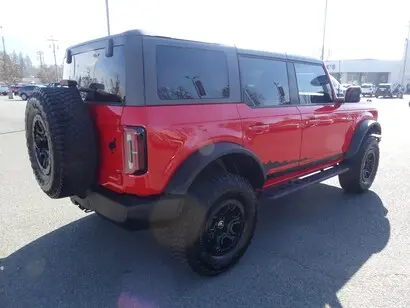 2021 Ford Bronco Wildtrak 4WD photo 5