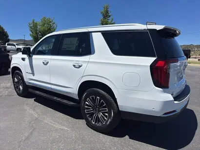 2026 GMC Yukon 4WD Elevation photo 5