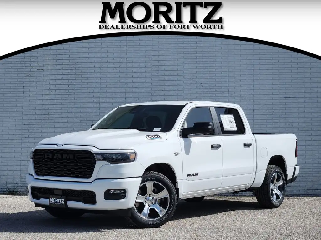 2026 RAM 1500 Express Crew Cab 5'7 photo 1
