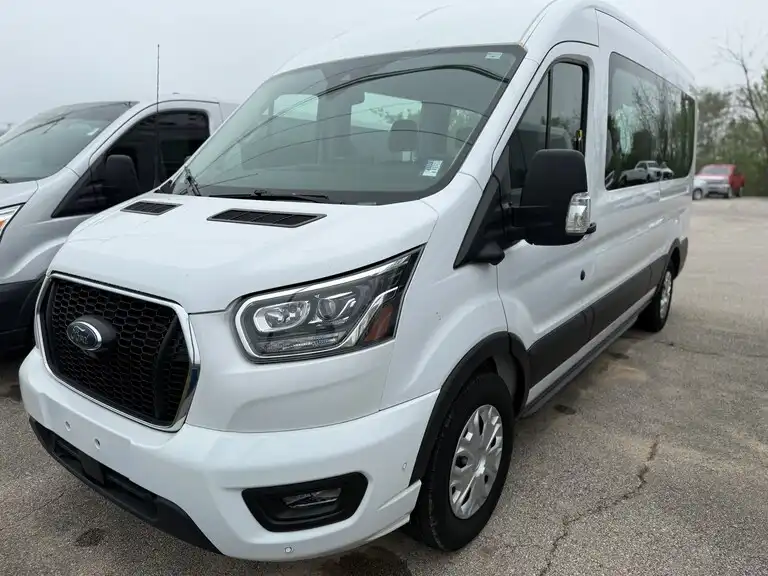 2023 Ford Transit 350 XLT Med Roof Sliding Pass. 148's photo