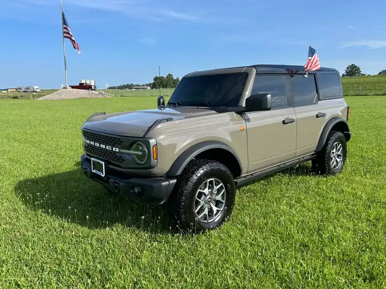 2025 Ford Bronco Badlands 4x4's photo
