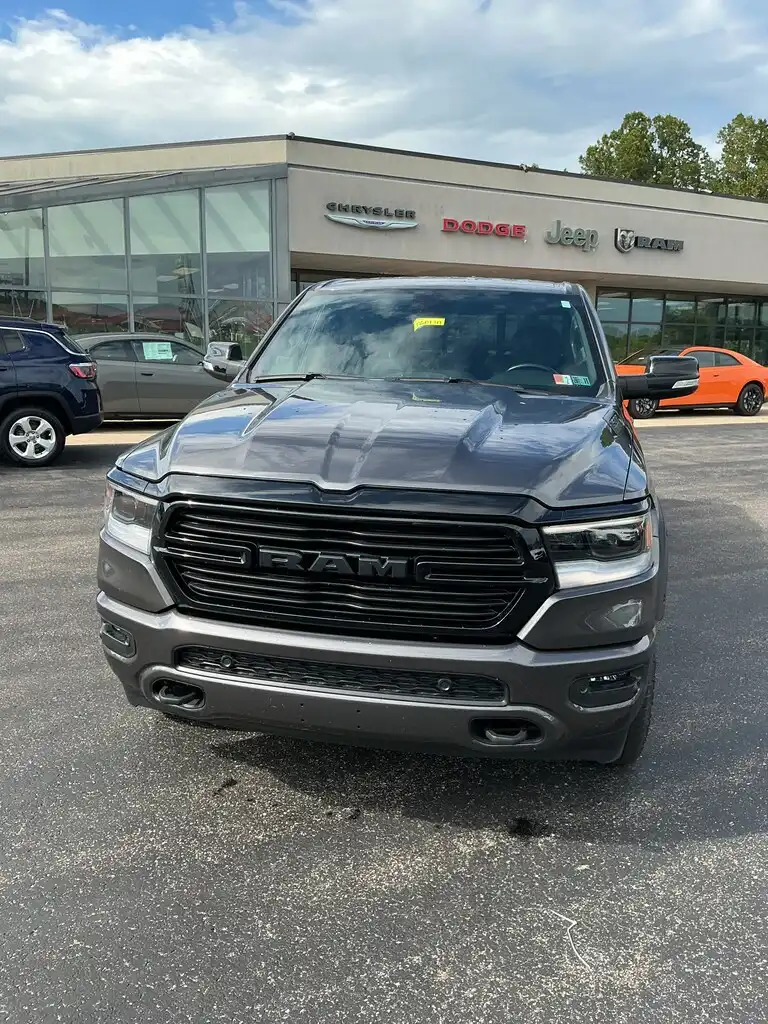 2021 RAM 1500 Big Horn/Lone Star 4x4 Crew Cab 5'7's photo