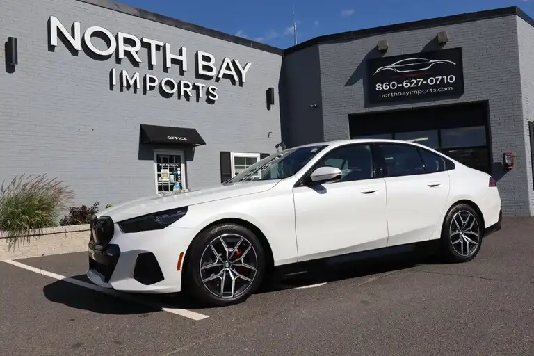 2026 BMW i5 xDrive40 Sedan's photo