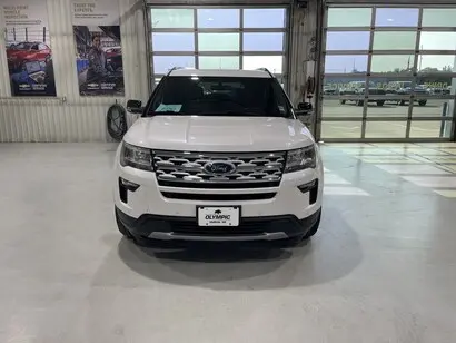 2018 Ford Explorer XLT 4WD photo 3