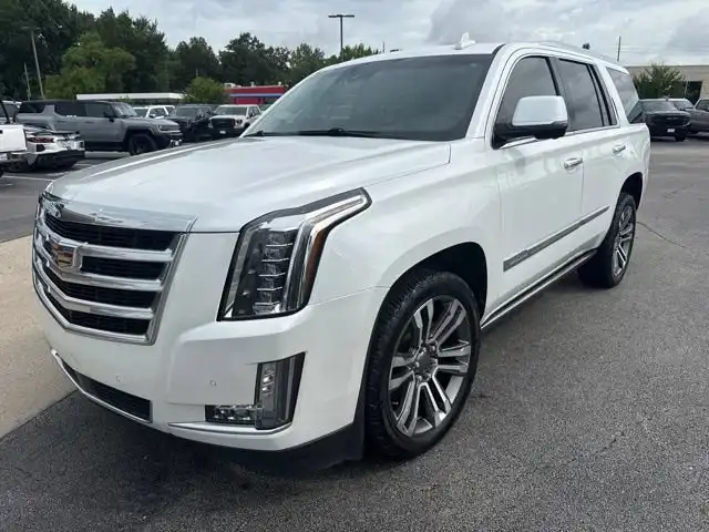 2016 Cadillac Escalade AWD Premium's photo