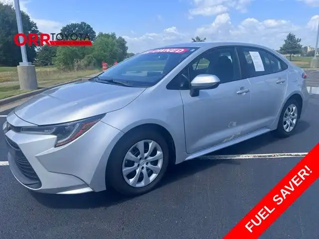 2025 Toyota Corolla LE CVT's photo