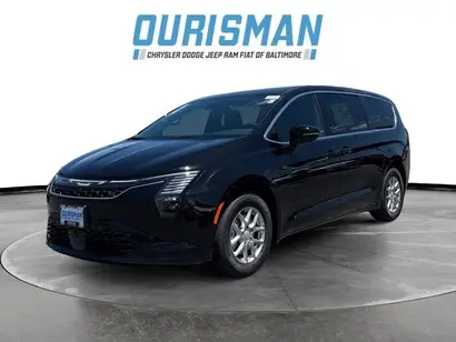 2027 Chrysler Pacifica Select photo 2