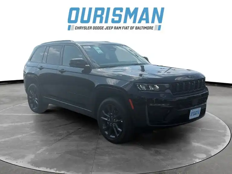 2026 Jeep Grand Cherokee Limited Reserve 4x4's photo