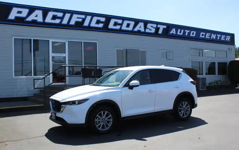 2022 Mazda CX-5 S Select Package Auto AWD's photo