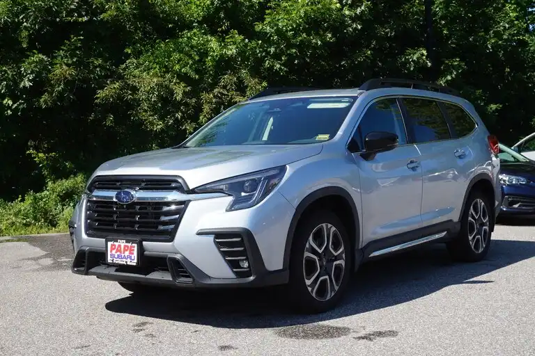 2025 Subaru Ascent Limited 7 Passenger's photo