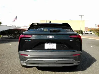 2026 Chevrolet Blazer EV LT AWD photo 4