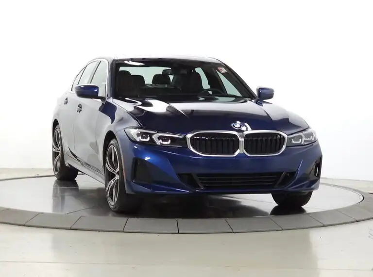 2024 BMW 3 Series 330i xDrive Sedan's photo
