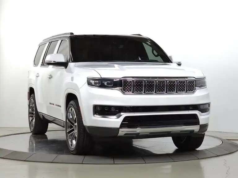 2022 Jeep Grand Wagoneer Series III 4WD's photo