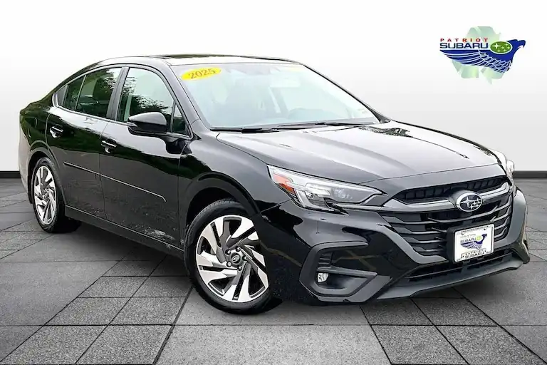2025 Subaru Legacy Limited's photo