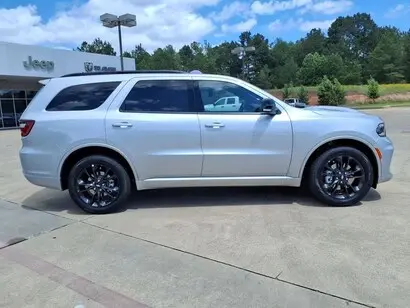 2026 Dodge Durango GT Plus AWD photo 2
