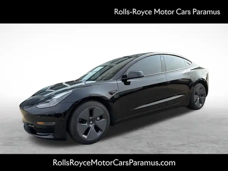 2022 Tesla Model 3 Long Range Dual Motor All-Wheel Drive's photo