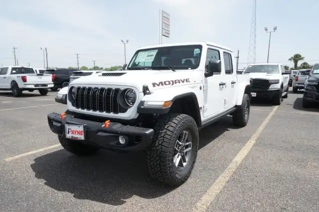 2026 Jeep Gladiator Mojave X Auto's photo