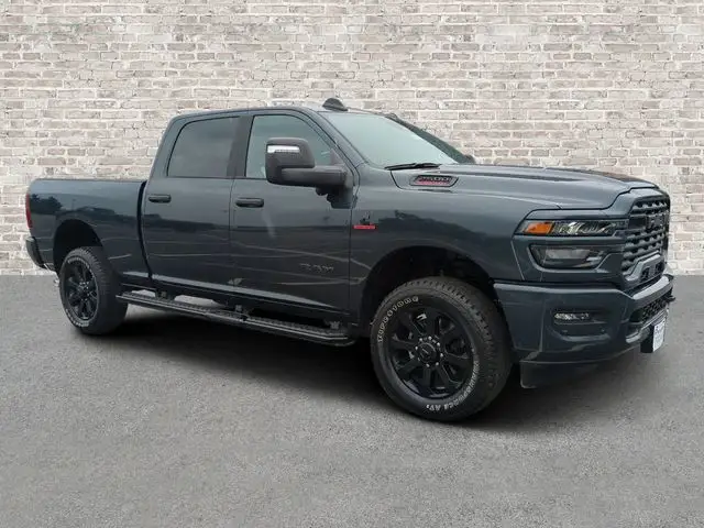 2026 RAM 2500 Big Horn 4X4 Crew Cab SWB photo 1