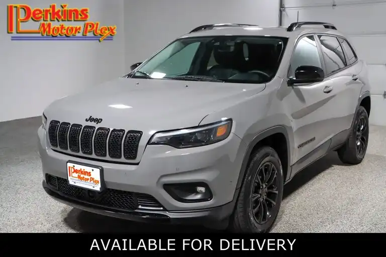 2023 Jeep Cherokee Altitude Lux 4X4's photo