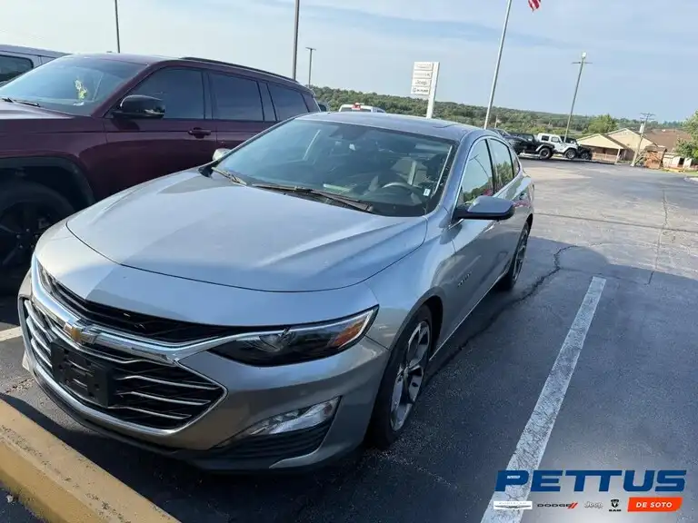 2024 Chevrolet Malibu 1LT's photo