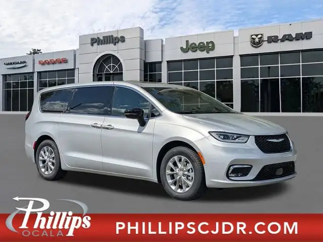 2026 Chrysler Pacifica Limited photo 1