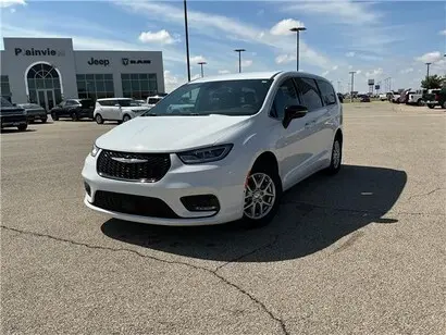 2025 Chrysler Pacifica Select photo 4