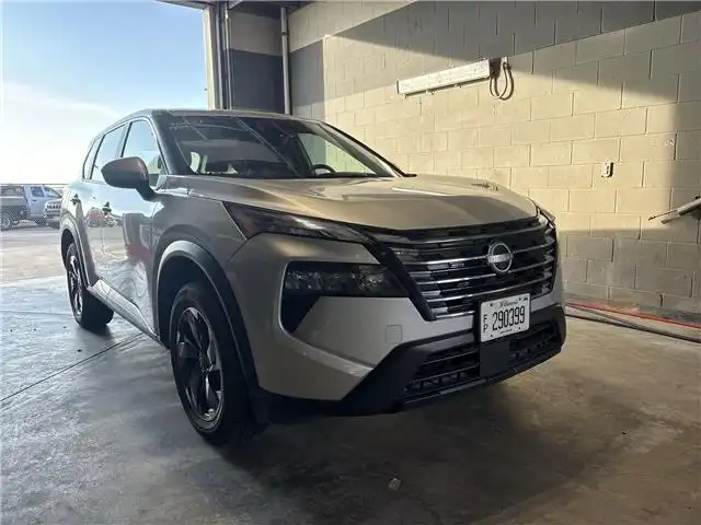 2025 Nissan Rogue SV FWD's photo