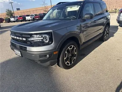 2024 Ford Bronco Sport Outer Banks 4WD photo 3
