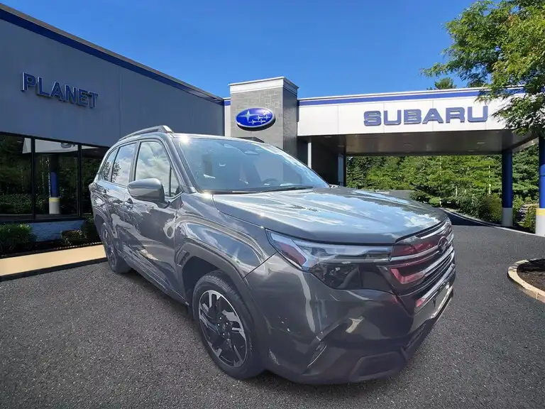 2025 Subaru Forester Limited's photo