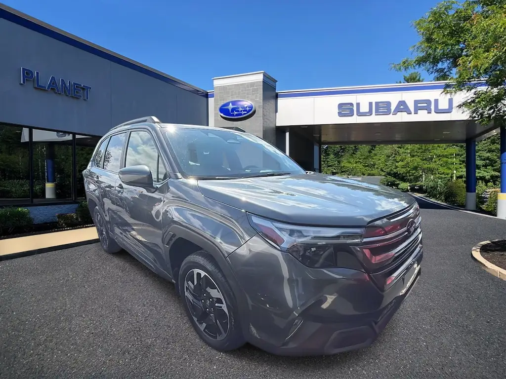 2025 Subaru Forester Limited photo 1