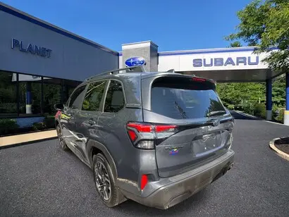 2025 Subaru Forester Limited photo 3