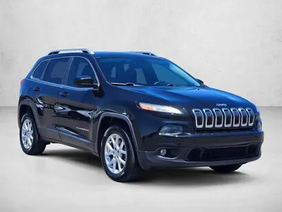 2015 Jeep Cherokee Latitude 4X4 photo 3