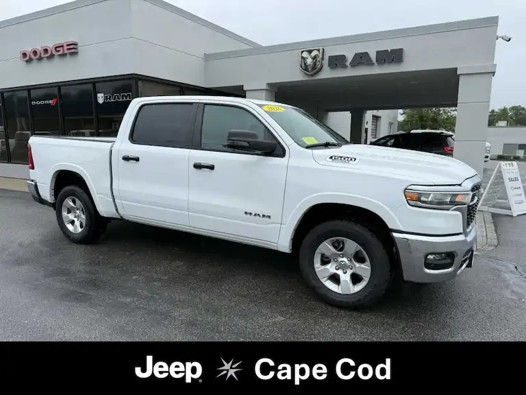 2026 RAM 1500 Big Horn/Lone Star 4x4 Crew Cab 5'7's photo