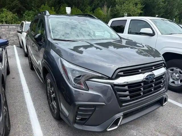 2024 Subaru Ascent Touring's photo