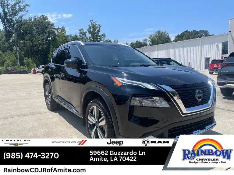 2023 Nissan Rogue Platinum FWD's photo