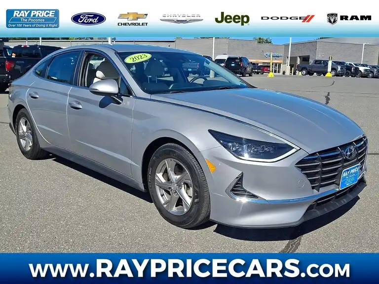 2023 Hyundai Sonata SE December Production's photo