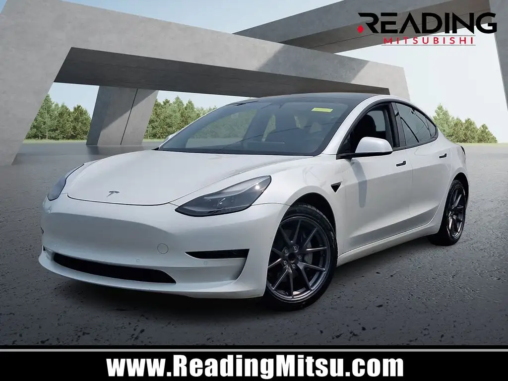 2021 Tesla Model 3 Standard Range Plus photo 1