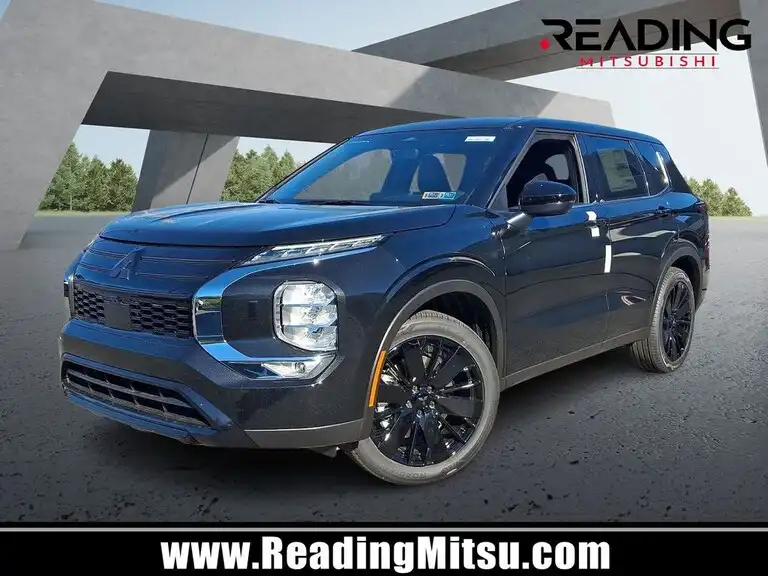 2026 Mitsubishi Outlander LE S-AWC's photo