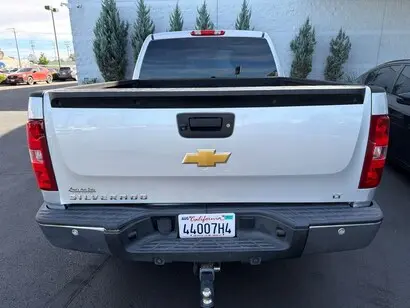 2013 Chevrolet Silverado 1500 LT Extended Cab LWB photo 3