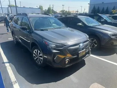 2024 Subaru Outback Premium photo 2