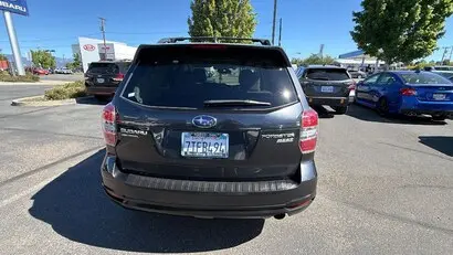 2016 Subaru Forester 2.5i Touring AT PZEV photo 5