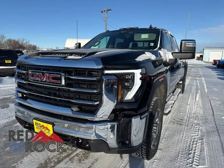 2026 GMC Sierra 4WD Crew Cab Long Box SLT's photo