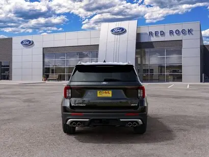 2027 Ford Explorer Platinum 4WD photo 5