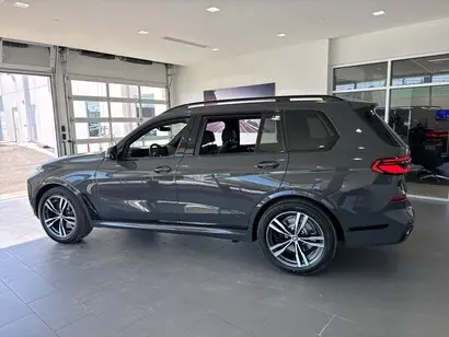 2026 BMW X7 xDrive40i photo 5
