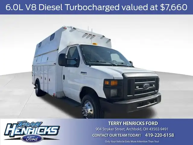 2009 Ford E-Series's photo