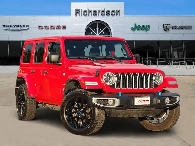 2024 Jeep Wrangler 4xe Sahara 4xe's photo